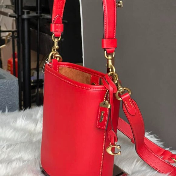 Coach Dakota Bucket Bag 16 CJ827 NEW - Picture 2 of 11